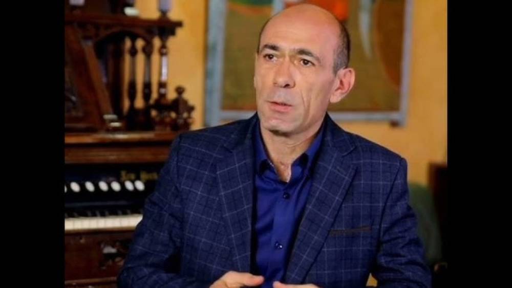 Իր տնից ձերբակալվել է ՀՅԴ անդամ Արա Նախշքարյանը