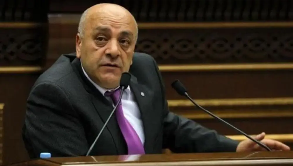 ՍԴ դատավոր Արթուր Վաղարշյանի վախը բռնել են․ «Հրապարակ»