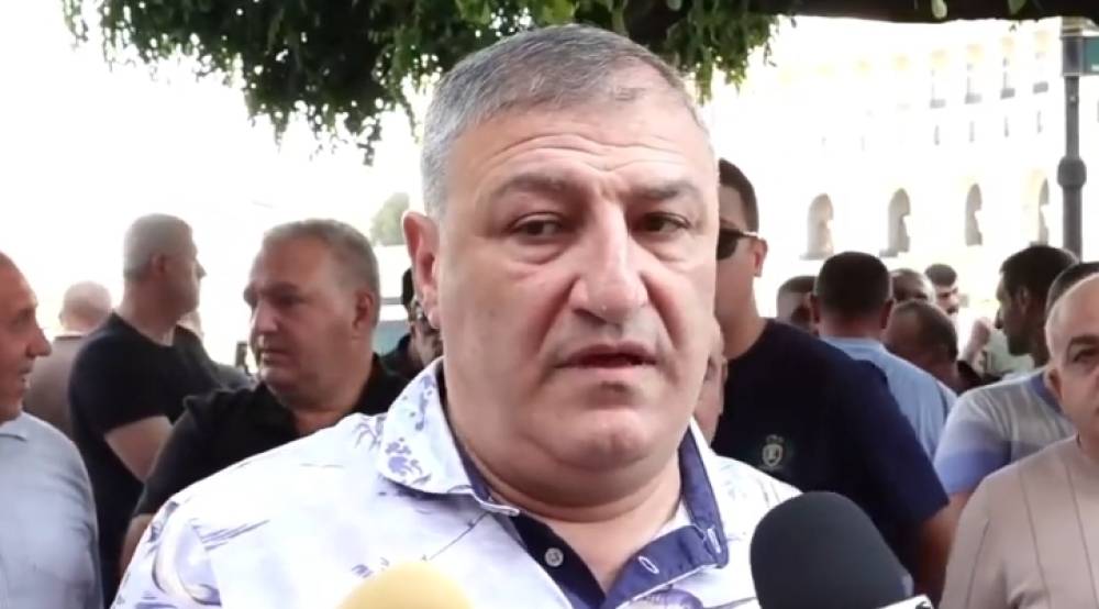 «Պալատկա կբերենք, ամիսներով ստեղ կմնանք, մեզ ասում են շտանգա  բարձրացրեք»