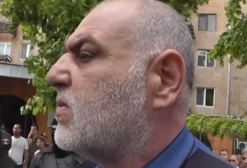 «Խոսելու բան կա, գնում ենք, գանք». Սեյրան Սարոյանը՝ գեներալ Մանվել Գրիգորյանին տանելու մասին (տեսանյութ)