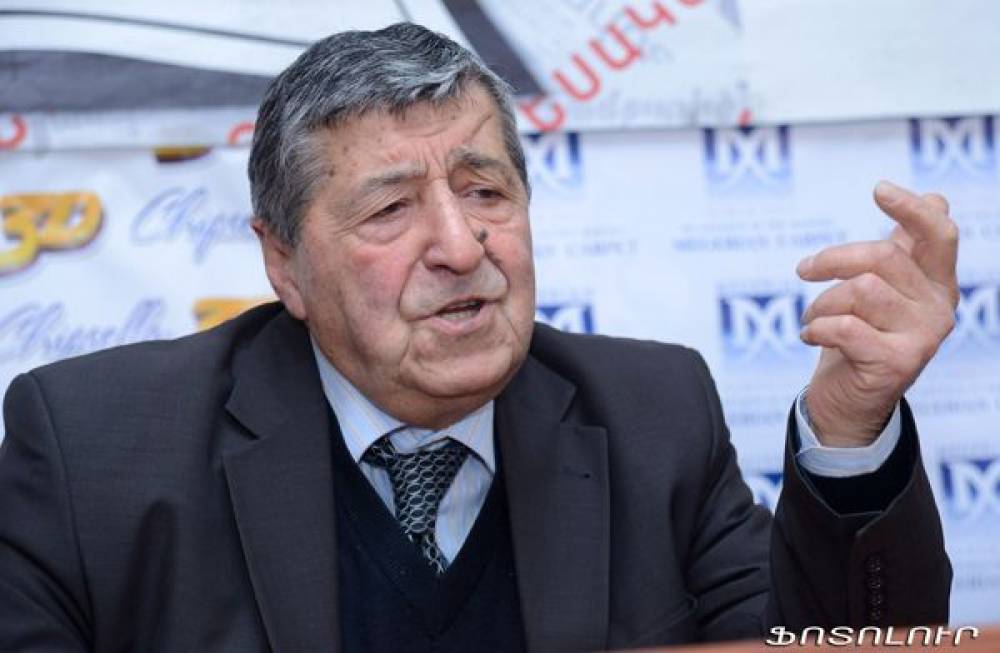 Ելքի ճանապարհներ դեռ կան. Պետք է մտցնել պարետային ժամ. Արշակ Սադոյանը դիմել է իշխանությանը