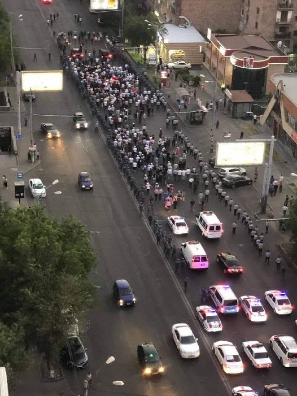 «Հայաստանի ոչ մի ղեկավար երբեք այսպես չէր նվաստացրել ոստիկանությանը». Ռաֆայել Հովհաննիսյան