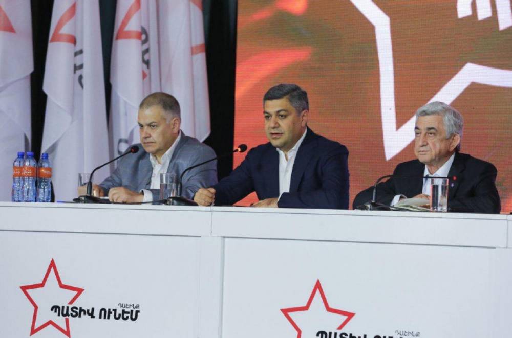 Սերժ Սարգսյանը և Արթուր Վանեցյանը թիմակիցների հետ այցելել են Կոտայքի մարզ