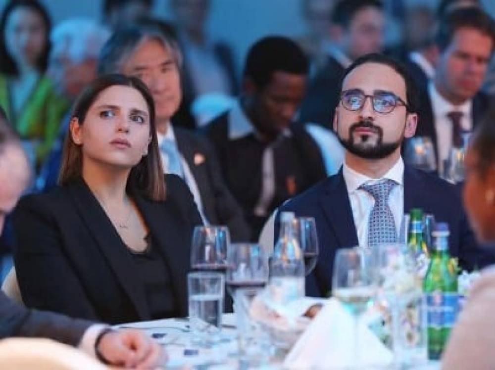 2020-ին Տիգրան Ավինյանը պարգեւատրվել է 12 մլն դրամով, կինը 18 մլն դրամով․ Tert.am