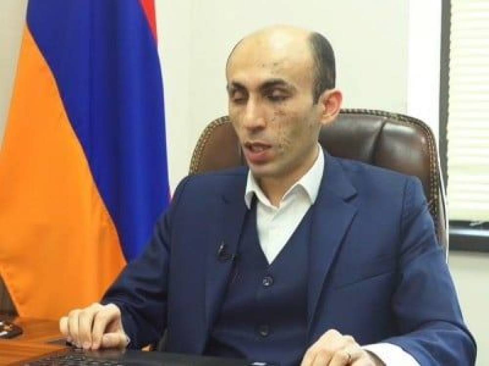 Արցախի իշխանությունները Երեւանի հետ բանակցություններ են վարում ճանաչման շուրջ, բայց առաջընթաց դեռեւս չկա․ Ա․ Բեգլարյան