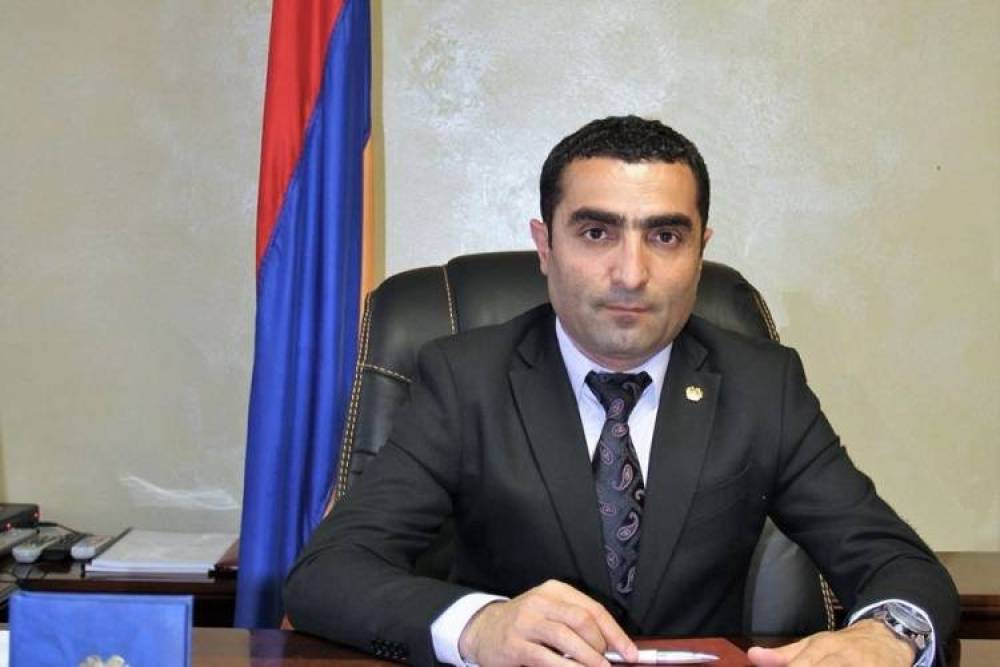 Հողամաս, բնակարաններ, մեքենա. ինչ ունեցվածք ունի Ռոմանոս Պետրոսյանի ընտանիքը. «Ժողովուրդ»