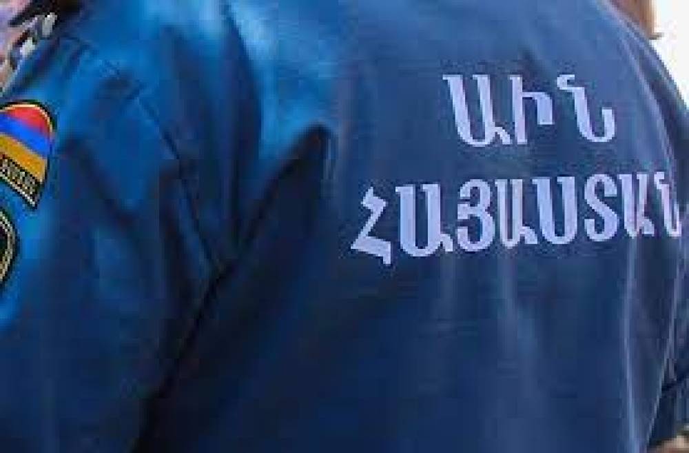 ԱԻ աշխատակցին տուն են ուղարկել հագուստի վրա գերբի նկար ունենալու համար․ խոսնակը պարզաբանում է