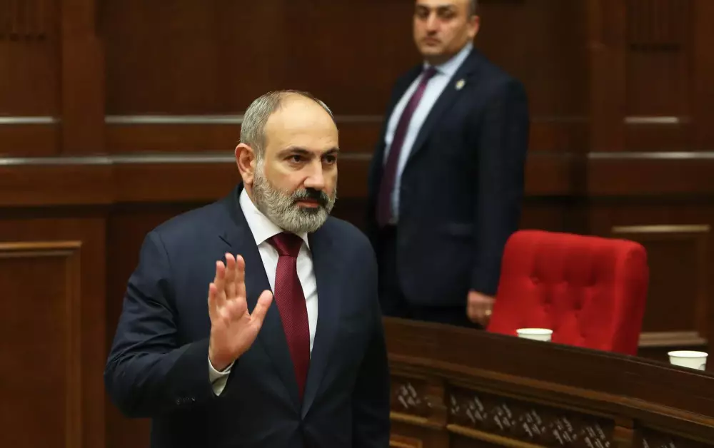 ՔՊ-ականները խորհրդարանում իրարանցում սկսեցին՝ հանուն Նիկոլ Փաշինյանի․ ինչ կատարվեց այսօր