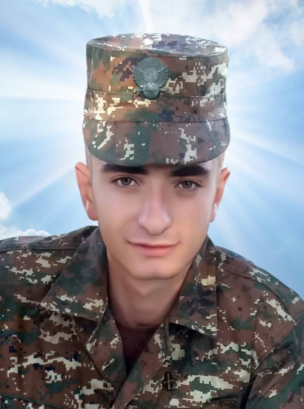 «Կյանքով լեցուն էր, լույս էր, ամենուր, որտեղ Մայիսը կար, ուրախություն էր տիրում». Մայիս Ավետումյանը տուն «վերադարձավ» զոհվելուց 100 օր անց