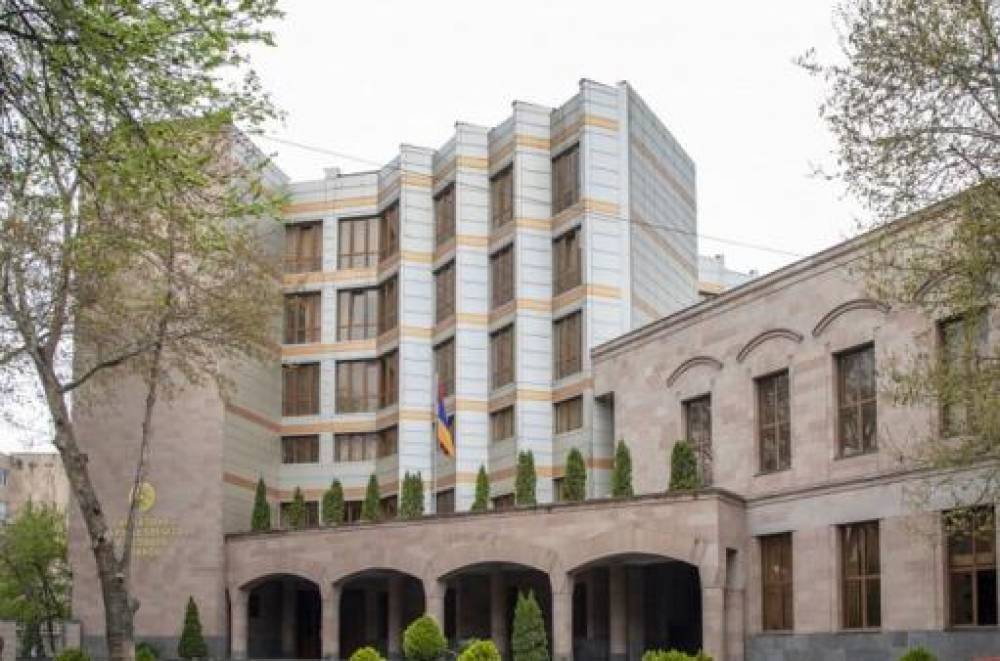 Բարձրաստիճան պաշտոնատար անձինք դպրոցի շենք և տարածք են սեփականաշնորհել, ապա օտարել