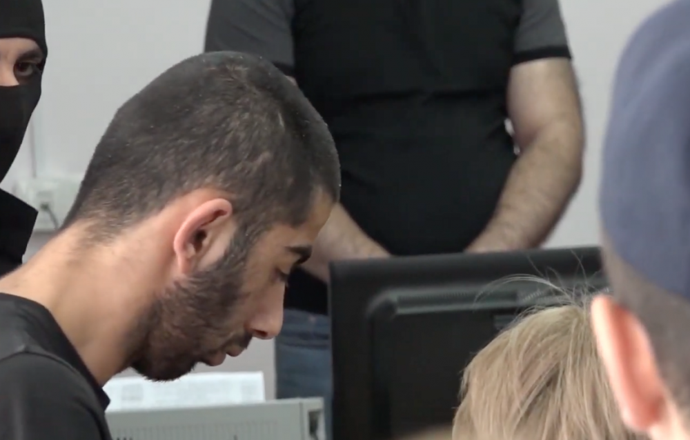 Ցմա՜հ, եղբայրս ի՞նչ էր արել. պահնորդին սպանած ազերին դատապարտվեց 20 տարվա ազատազրկման