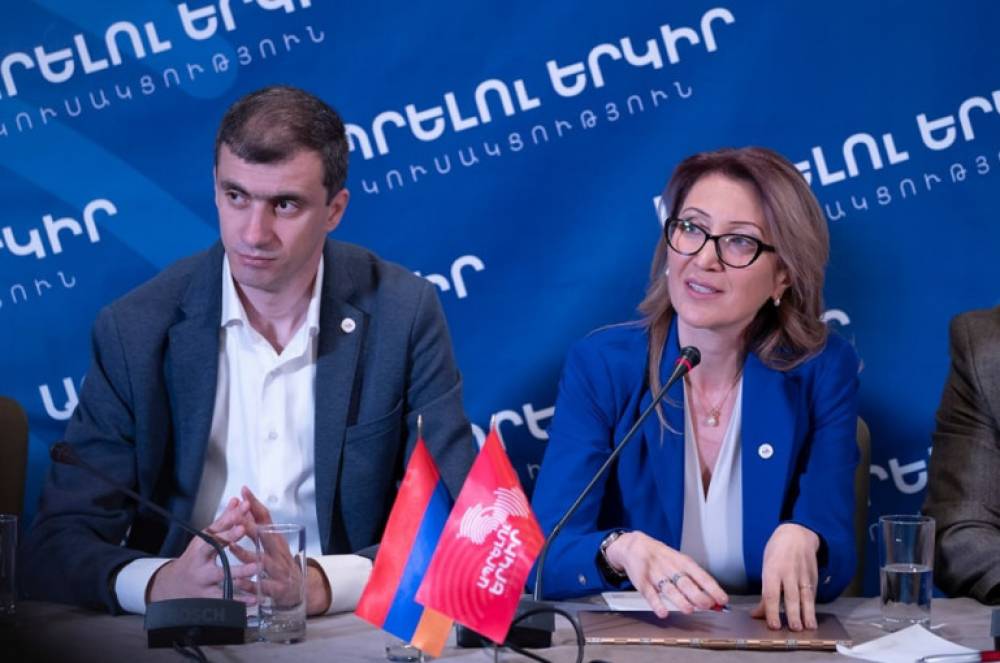 Իմ նախընտրական շտաբը ղեկավարելու է Մեսրոպ Առաքելյանը, սա նշանակում է՝ դատապարտված ենք հաղթանակի․ Մանե Թանդիլյան