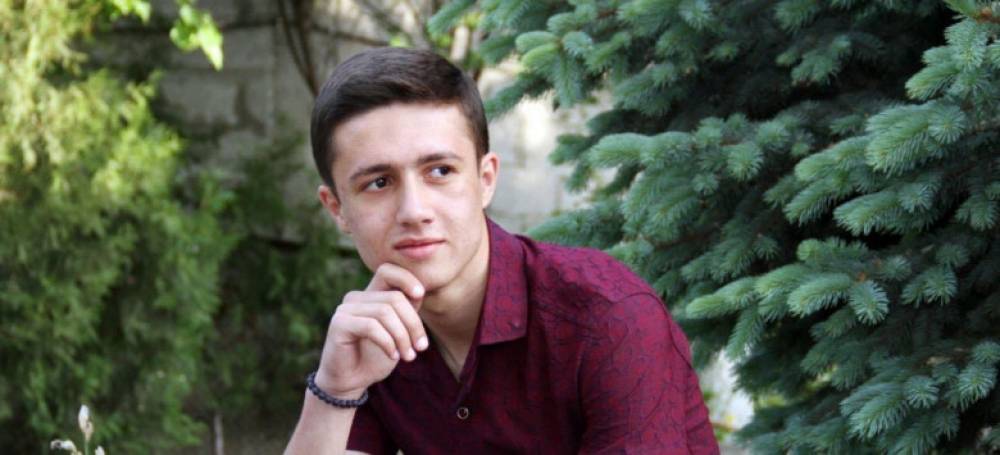 «Զուսպ էր, համեստ, խելացի ու հավասարակշռված». Սլավիկն օգնության է հասել շրջափակման մեջ ընկած ընկերներին և զոհվել Հադրութում