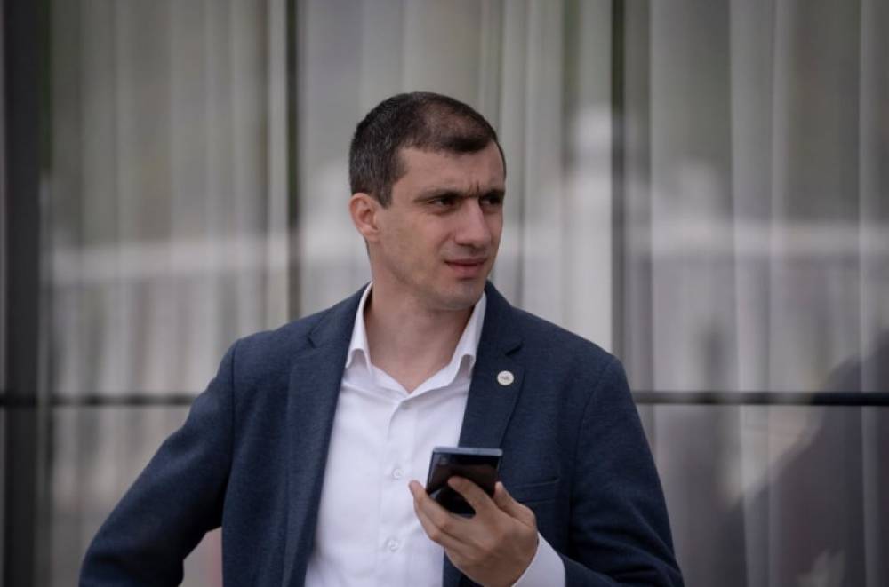 Երևանի ավագանու ընտրություններում «Ապրելու երկիր» կուսակցության նախընտրական շտաբը ղեկավարելու է Մեսրոպ Առաքելյանը