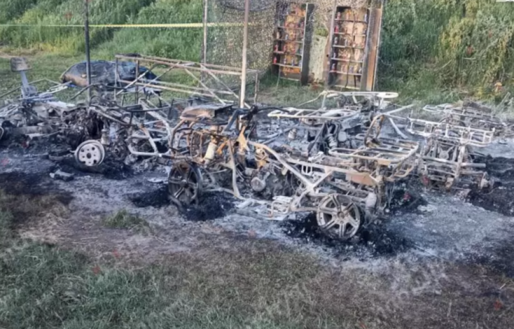 Հրդեհ է բռնկվել Ծաղկաձորի ճոպանուղու հարևանությամբ գտնվող տարածքում․ կվադրոցիկլներ են այրվել