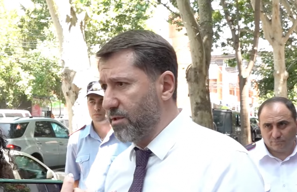 Հիմա փորձ եք անում ինձ ճնշել, որևէ հարցի չեմ պատասխանելու. Կարեն Անդրեասյան