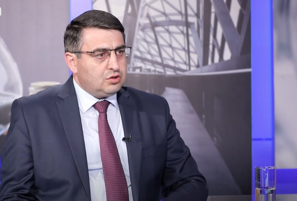 Ի՞նչ է նշանակում ծեծել, ծխախոտով այրել վստահորդի դեմքը, փաստաբանին ձեռնաշղթա հագցնել, Պալատին տեղյակ չպահել. Սիմոն Բաբայան