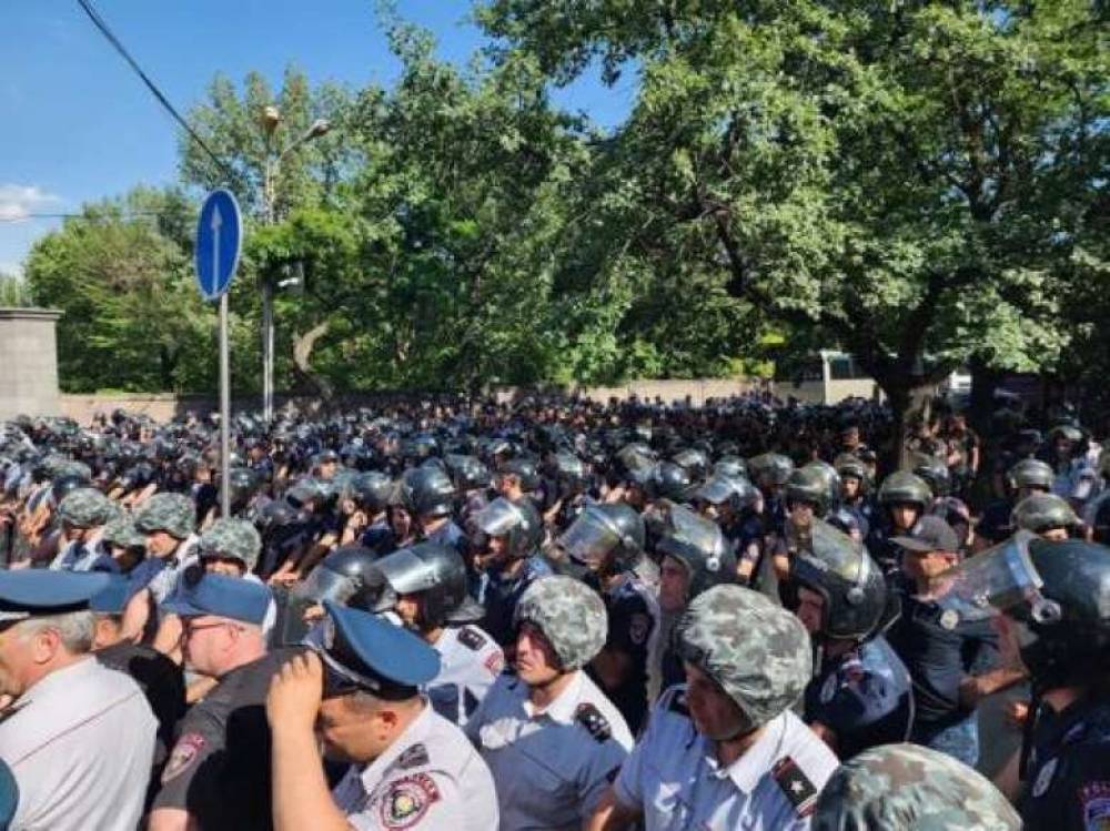 Ոստիկանների գործողությունների արդյունքում մարմնական վնասվածքներ է ստացել Mediahub.am-ի թղթակիցը