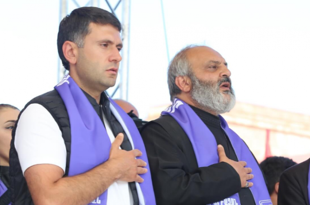 Սուրենի հետ երեկ հանդիպել եմ, երկար խոսել ենք. Բագրատ Սրբազան