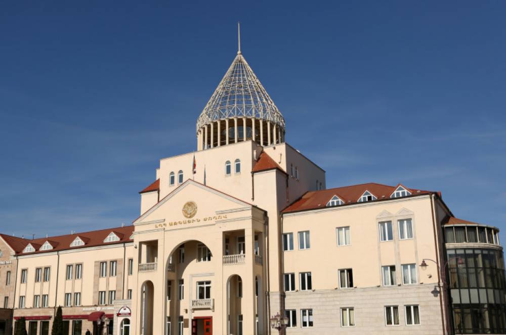 ՀՀ իշխանությունները թիրախավորում են արցախցիներին՝ կիրառելով նրանց դեմ բռնաճնշումներ, խտրական վերաբերմունք. Արցախի ԱԺ