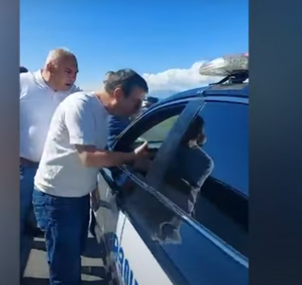 Քաղաքացու վրա ինչի՞ ես գոռում. Իշխան Սաղաթելյանը՝ պարեկին (տեսանյութ)