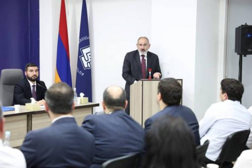 Փաշինյանը թիմի հետ արտաքին քաղաքական և բարեփոխումներին վերաբերող հարցեր է քննարկել