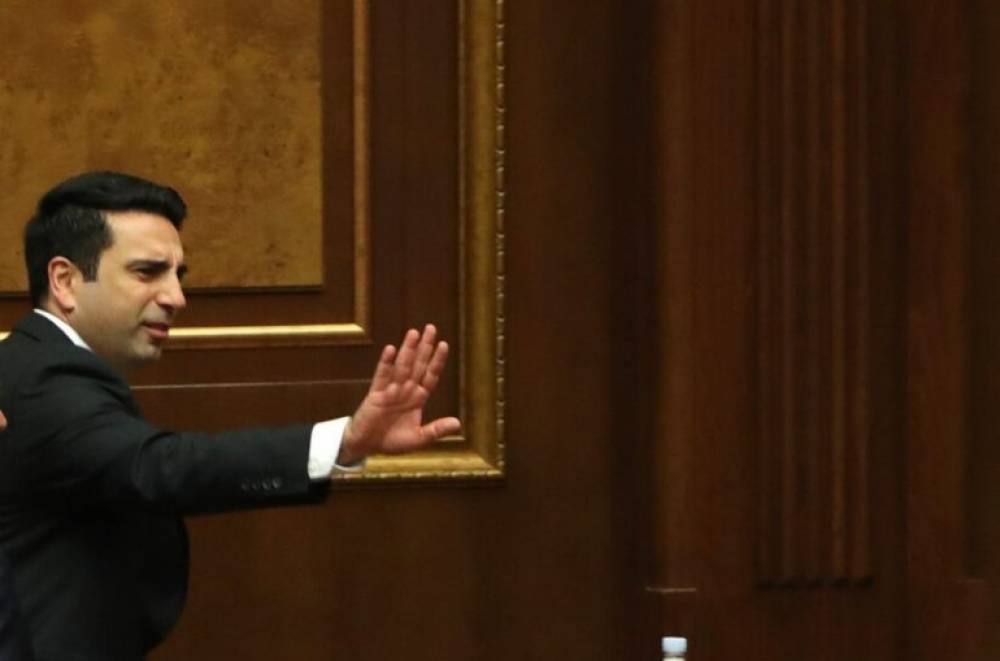 ՀՀ-ն որևէ երկրի հետ բանակցություն չի վարում, չի քննարկում որևիցե ռшզմաբազա տեղադրելու, որևէ ալյանսին միանալու վերաբերյալ հարց. Ալեն Սիմոնյան
