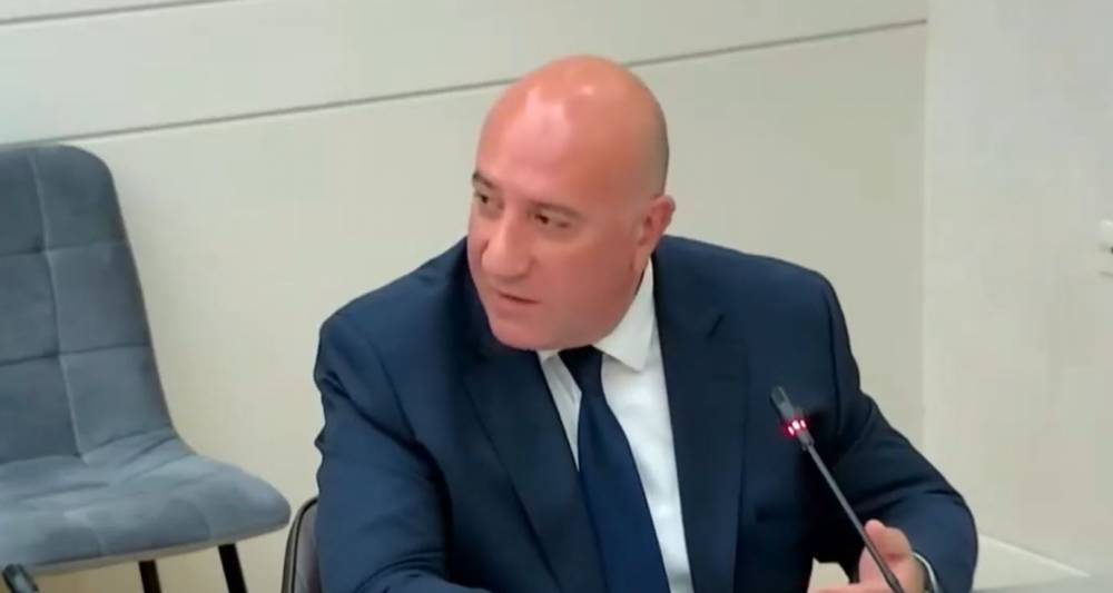 Տարիներով պարտք է կուտակվել, սպաներ, զինծառայողներ կան, որ 2005-ից արձակուրդային վճարներ չեն ստացել