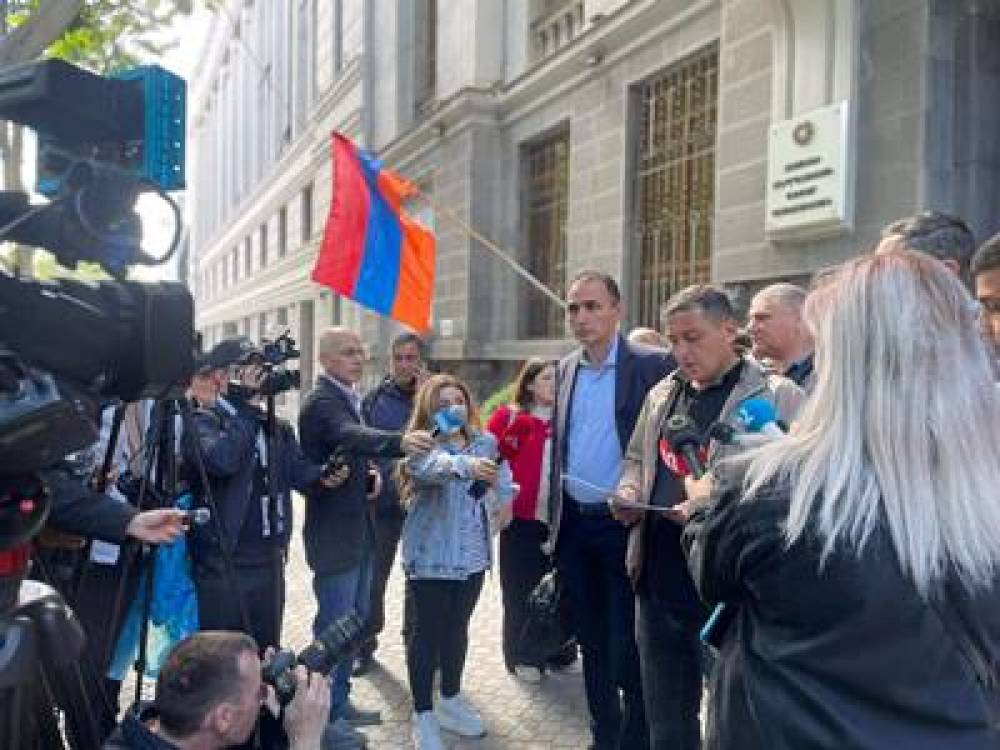 LIVE. «ՀայաՔվեն» հանցագործության մասին հաղորդում է ներկայացնում դատախազությանը