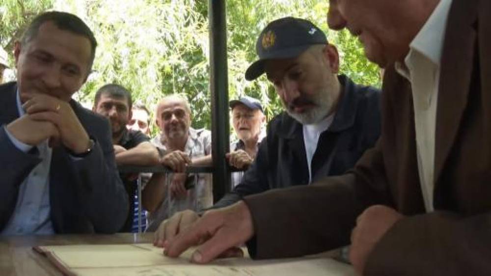 Ադրբեջանի հետ սահմանի սահմանազատման գործընթացում հնարավոր է հանրաքվե լինի․ Փաշինյան