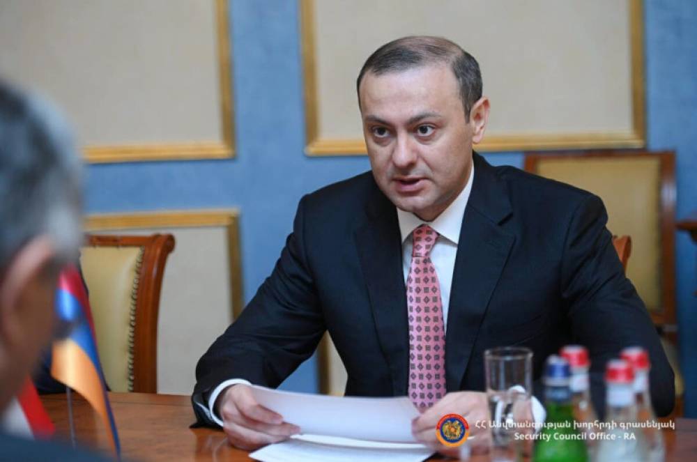 Արմեն Գրիգորյանը Ֆրանսիայի նախագահի խորհրդականի, ԵԱՀԿ Մինսկի խմբի Ֆրանսիայի համանախագահի հետ քննարկել է համագործակցության հեռանկարի մասին