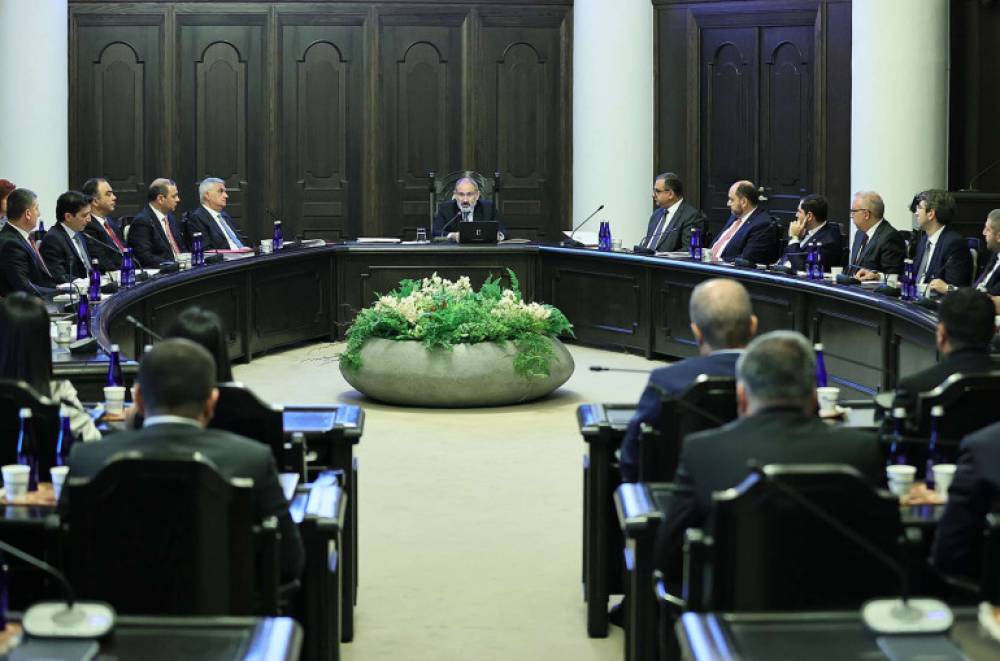 Կառավարության նիստը կտեղափոխվի ուրբաթ, Փաշինյանը ԱԺ կգնա