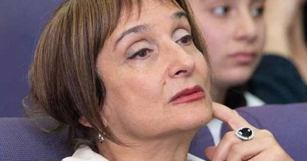 Վերջին հրաժեշտը՝ Լալա Մնացականյանին (ուղիղ)
