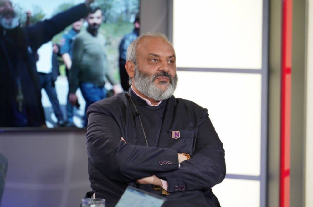 Մենք ռուսական կողմին շատ հարցեր ունենք, բայց դրանք պետք է լուծվեն խոր երկխոսության պայմաններում. Բագրատ Սրբազան