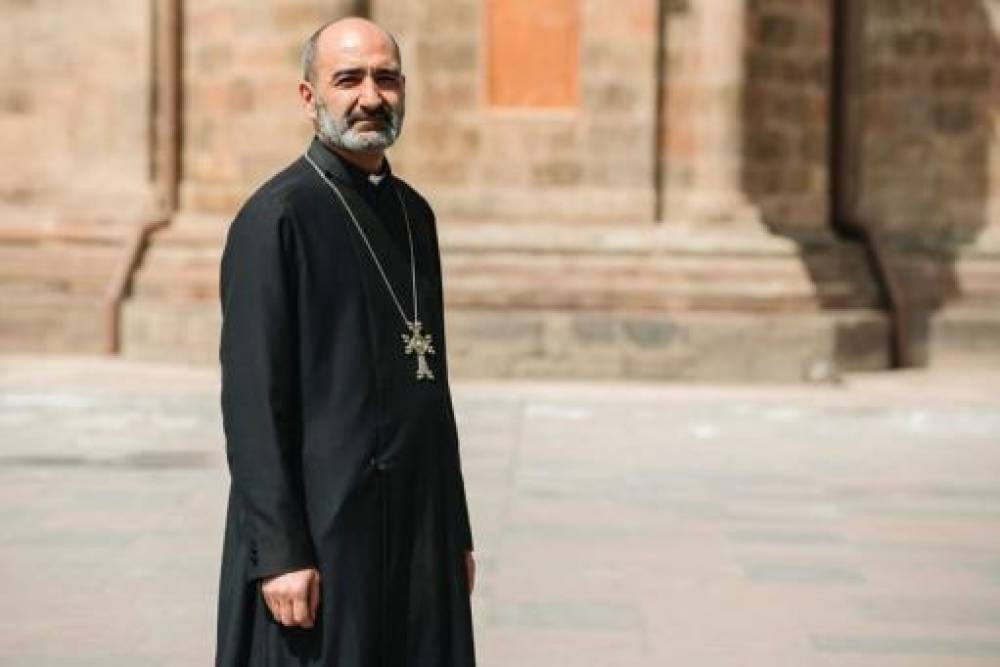 Մարդ, որի անունը, հասանելի է դարձել 2018-ից, հավակնում է դասեր տալ 1700-ից ավելի տարեկան կառույցին