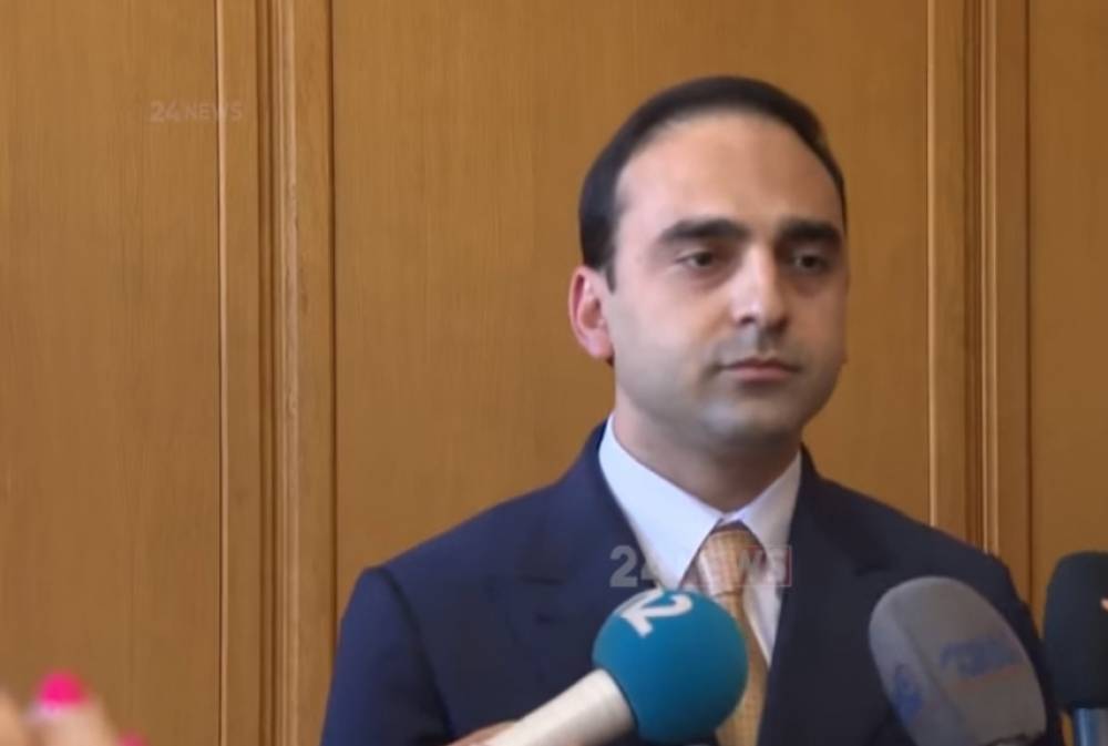 Ժողովրդի պահանջը կկատարենք, այս պահին, սակայն, իշխանափոխության պահանջը միայն ընդդիմությանն է