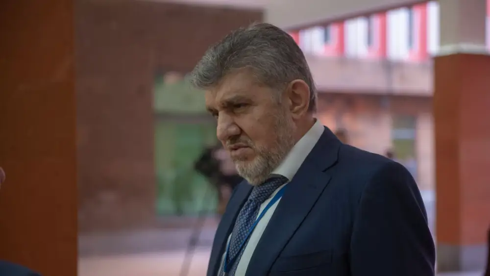 Այլևս չի կարելի կասկածել. Ռուսաստանի հայերի միությունը սատարում է Բագրատ սրբազանին