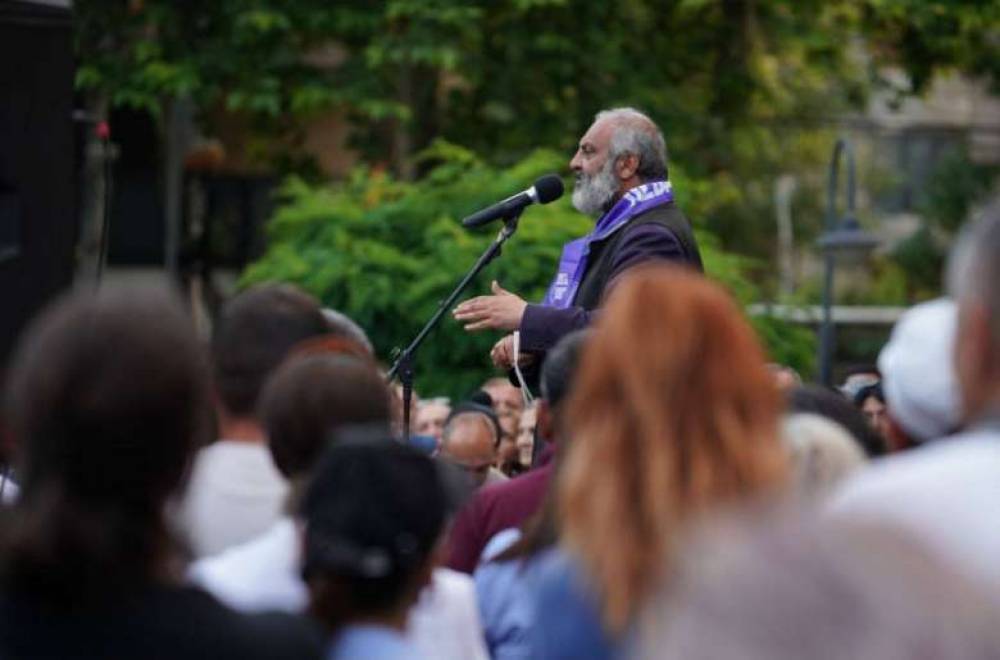 Հունիսի 22-ին Բագրատ Սրբազանը կհանդիպի երիտասարդներին