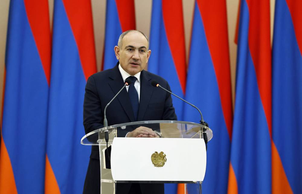 Եթէ կուսակրօն մարդ կին առնէ կամ կնոջ հետ ապրի, թող հանուի պաշտօնէն. վարչապետի մեջբերումը «Կանոնագիրք Հայոց»-ից