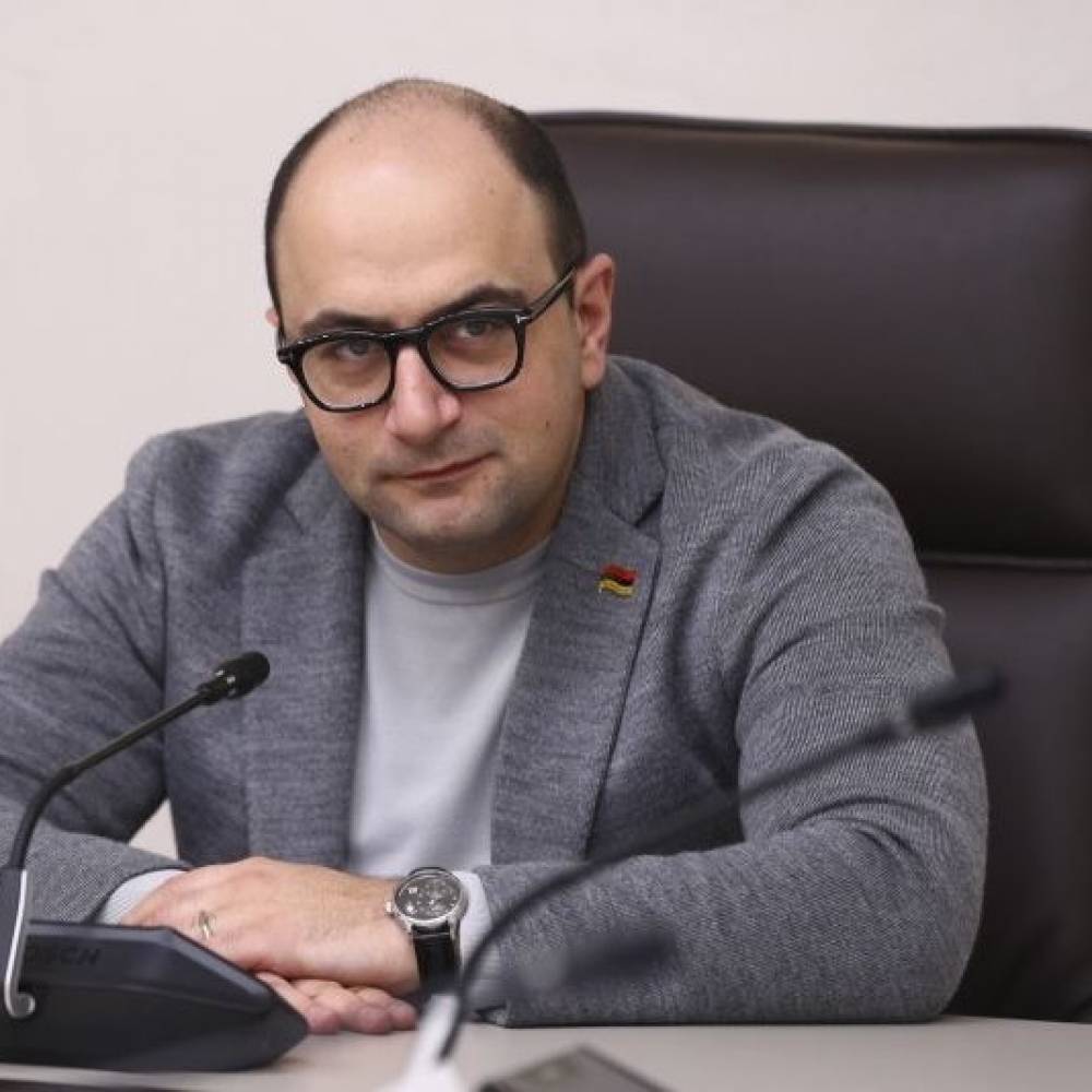 «Պատիվ ունեմ» խմբակցությունը տվել է անհրաժեշտ ստորագրությունները՝ վարչապետին անվստահություն հայտնելու գործընթացի համար
