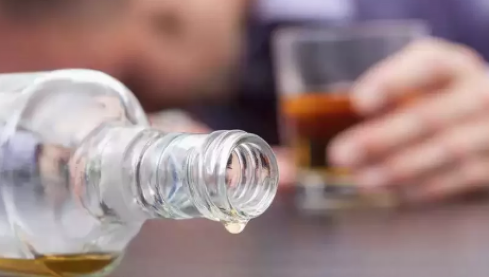 Երևանում 17-ամյա տղան «ալկոհոլային թունավորում» ախտորոշմամբ տեղափոխվել է հիվանդանոց