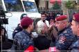 «Թո’ղ, ինչի՞ ես տանում». ոստիկանները բիրտ ուժով տանում են քաղաքացիներին, փոխոստիկանապետը «տեղյակ չէ»
