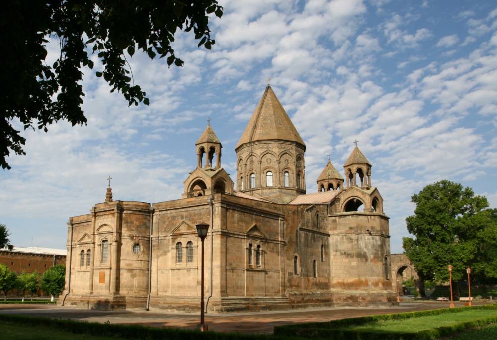 Եթե աշխարհիկ կառույցները մնան դիտորդ կամ սպասեն միայն եկեղեցու քայլերին, ապա իշխանությունը հայտնվելու է շահեկան վիճակում․ Վահե Հովհաննիսյան