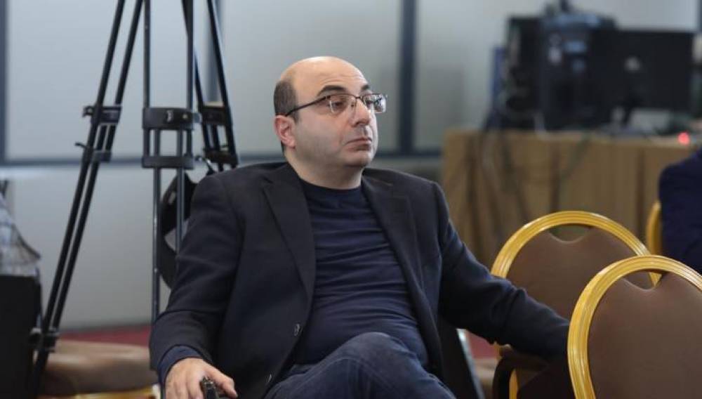 Այս իրավիճակից ելքի կարևորագույն գործիքը երկխոսությունն է, մյուս բոլոր ելքերը թnւրքերն են թելադրելու