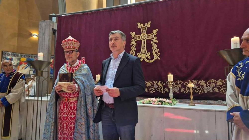 Բելգիայի հայ համայնքը դատապարտում է իշխանության քաղաքականությունը. մենք՝ հայերս, հաստատում ենք մեր կամքը՝ ամեն կերպ զորավիգ կանգնելու մեր Հայաստանյան Առաքելական Սուրբ Եկեղեցուն