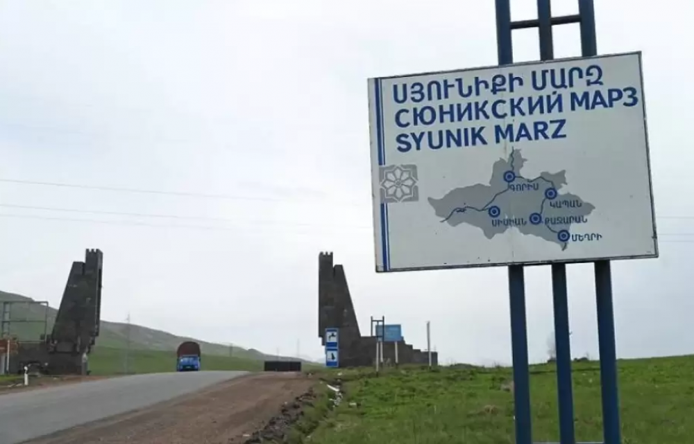 Սյունիքի մարզի գյուղապետերից մեկը դաժան ծեծի է ենթարկել մի կնոջ, իսկ արդեն Երևանում նույն ճակատագրին է արժանացել վիրավոր կնոջ եղբայրը. «Էրեբունու» բժիշկները պայքարում են նրանց կյանքի համար