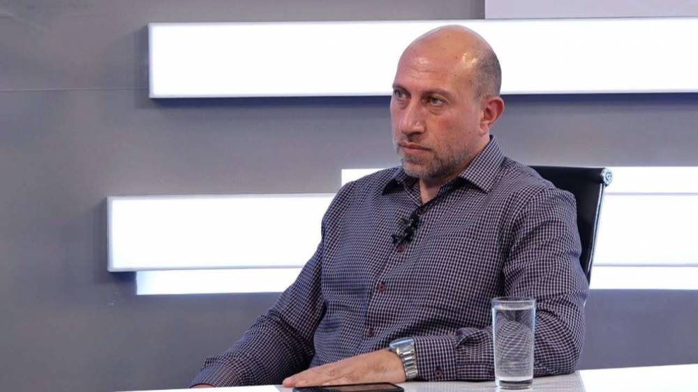 Փաշինյանը սկսել է «Մերժիր Գարեգինին» շարժում․ նոր հեղափոխություն՝ 7 տարի անց․ Բադալյան