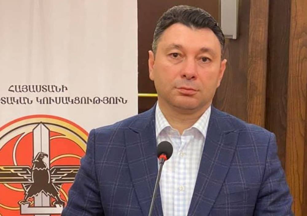 Ժողովուրդը պետք է հաղթի Նիկոլ Փաշինյանին, ոչ թե ընդդիմադիր ուժերը. Էդուարդ Շարմազանով