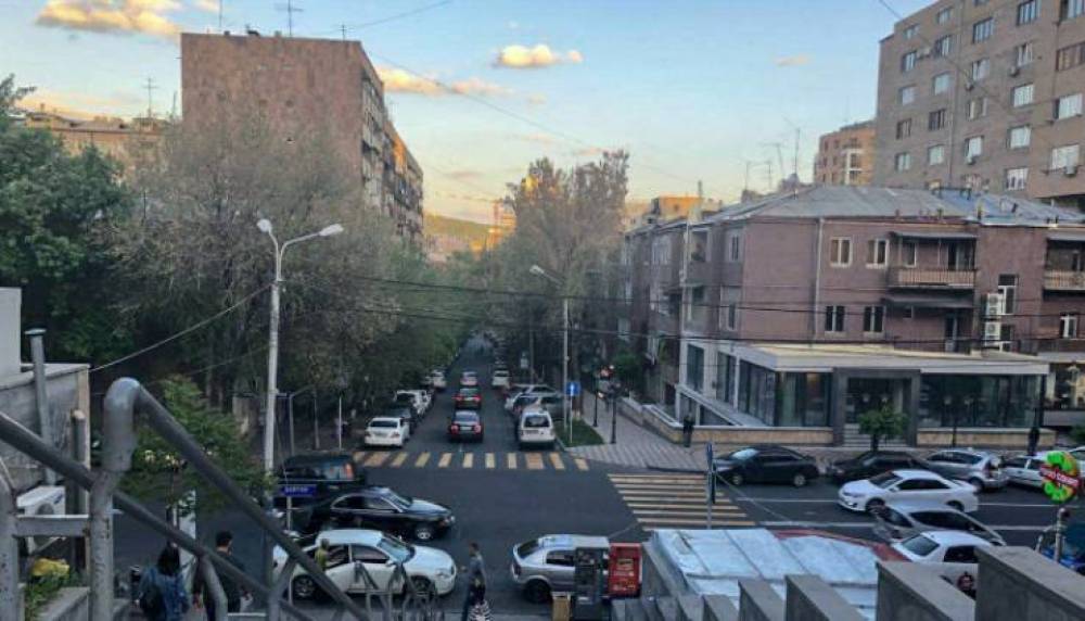 Երևանում բնակիչներին հորդորում են փակել պատուհանները