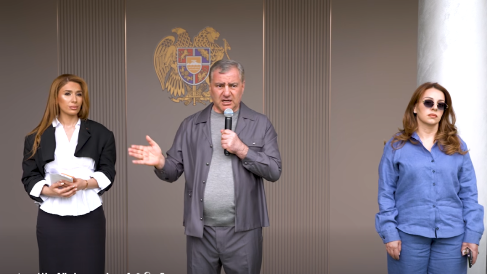 Տեսնում եմ, որ աչքը միշտ Ադրբեջանի վրա է. թող գնա, Ադրբեջանում նա շատ էֆեկտիվ կլինի Հայաստանի համար. Կարապետյանը՝ Փաշինյանի մասին